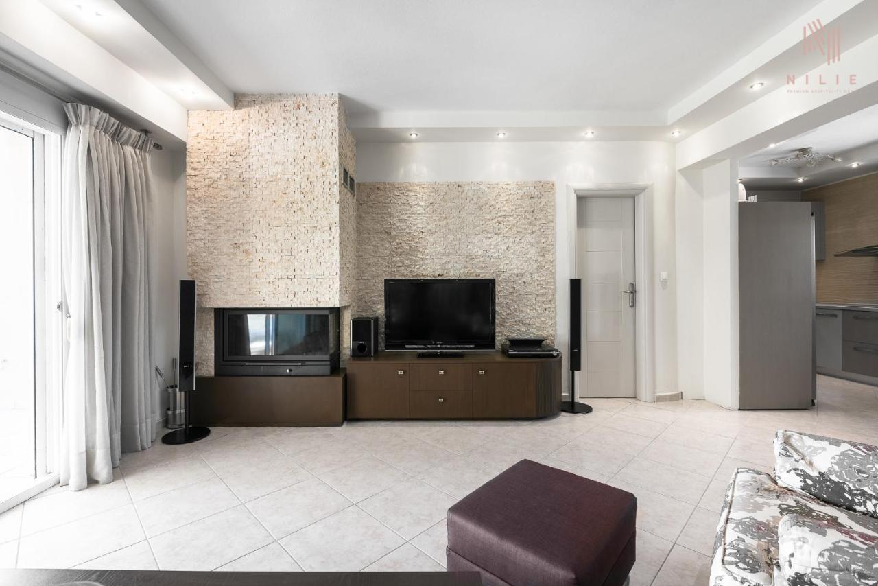Breathtaking Villa, Nilie Hospitality Mgmt Posidi Exteriér fotografie