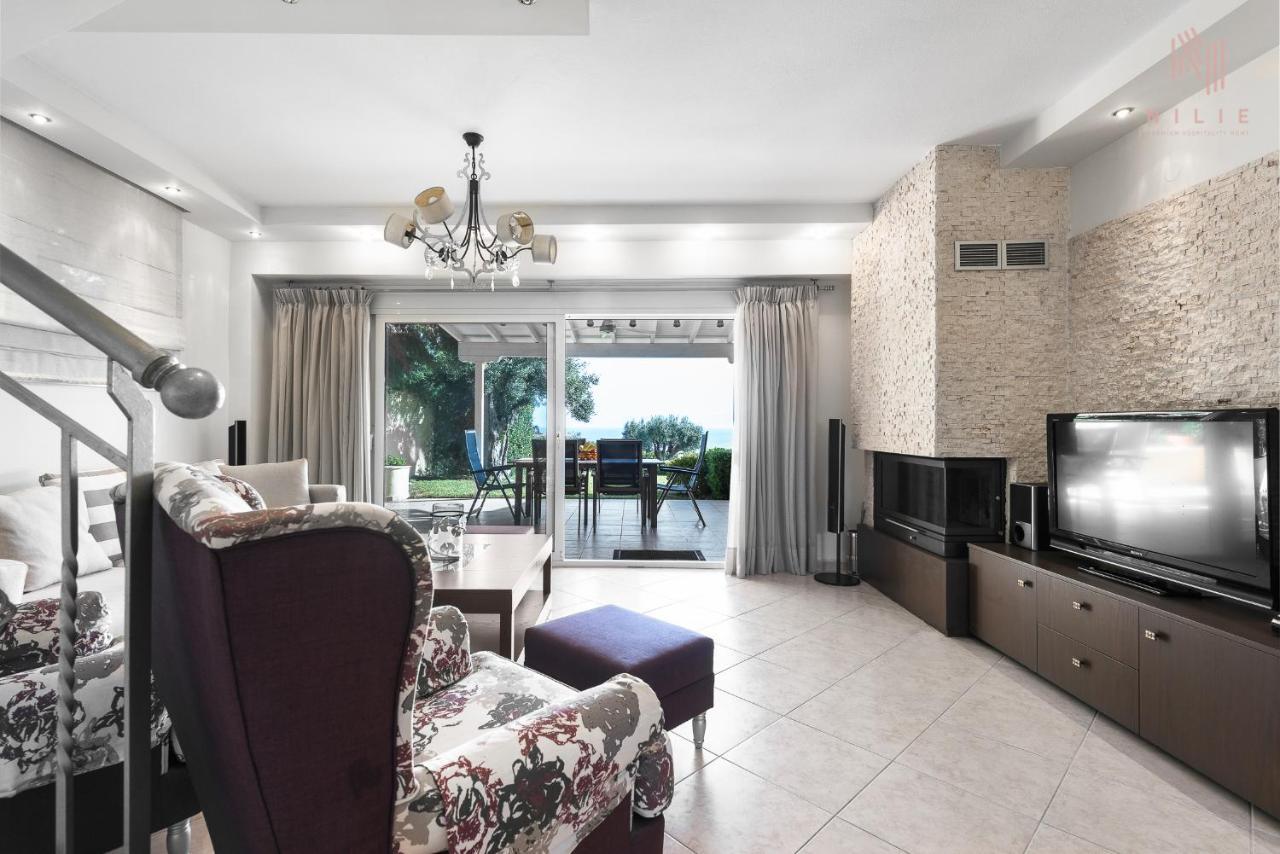 Breathtaking Villa, Nilie Hospitality Mgmt Posidi Exteriér fotografie
