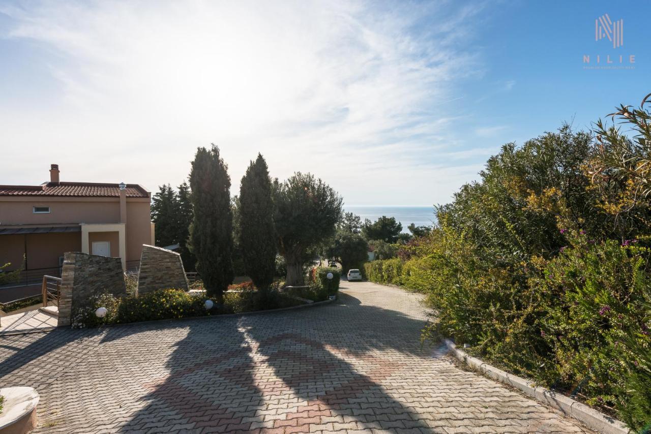 Breathtaking Villa, Nilie Hospitality Mgmt Posidi Exteriér fotografie